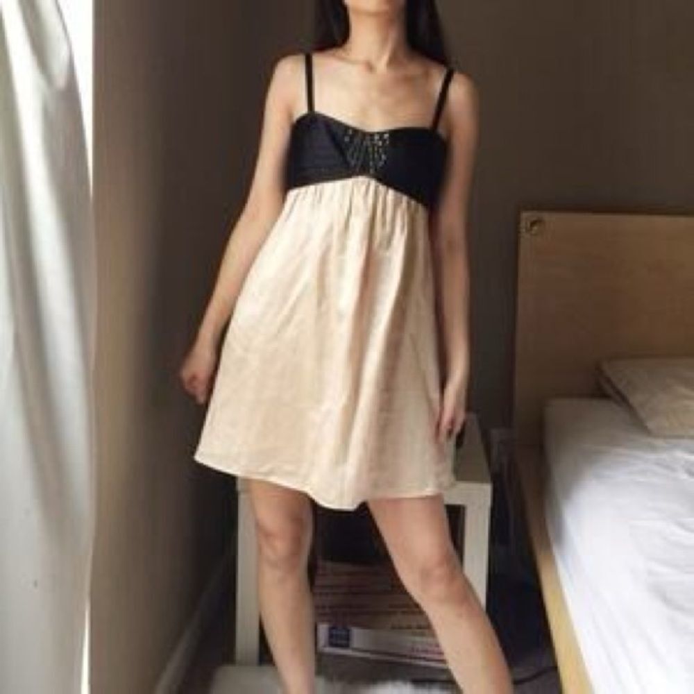 BCBGMaxAzria strappy prom formal dress 10